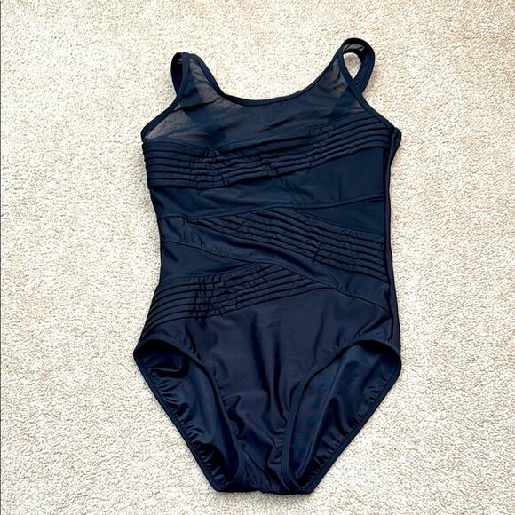NWOT Miraclesuit High Neck Criss Cross Mesh Black One Piece Swimsuit Size 12 - Picture 1 of 9